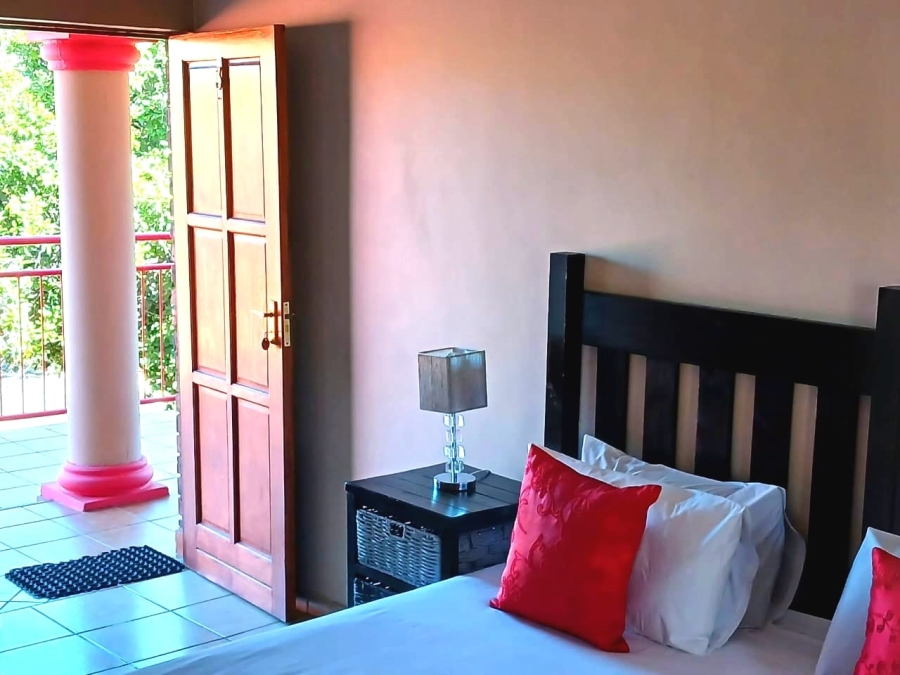 8 Bedroom Property for Sale in Cashan North West